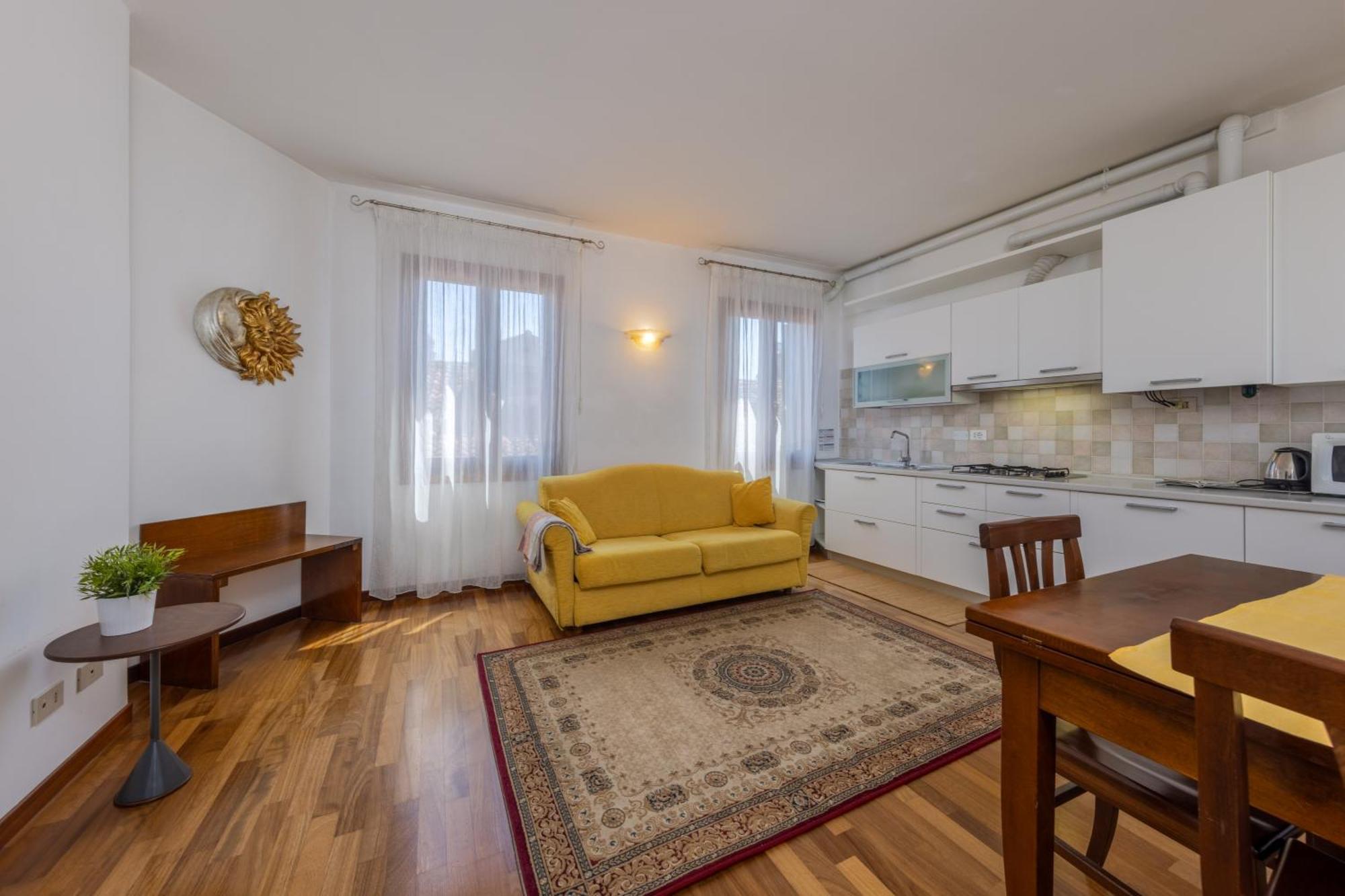 One-Bedroom Apartment Garden View,1554849778:JPEG